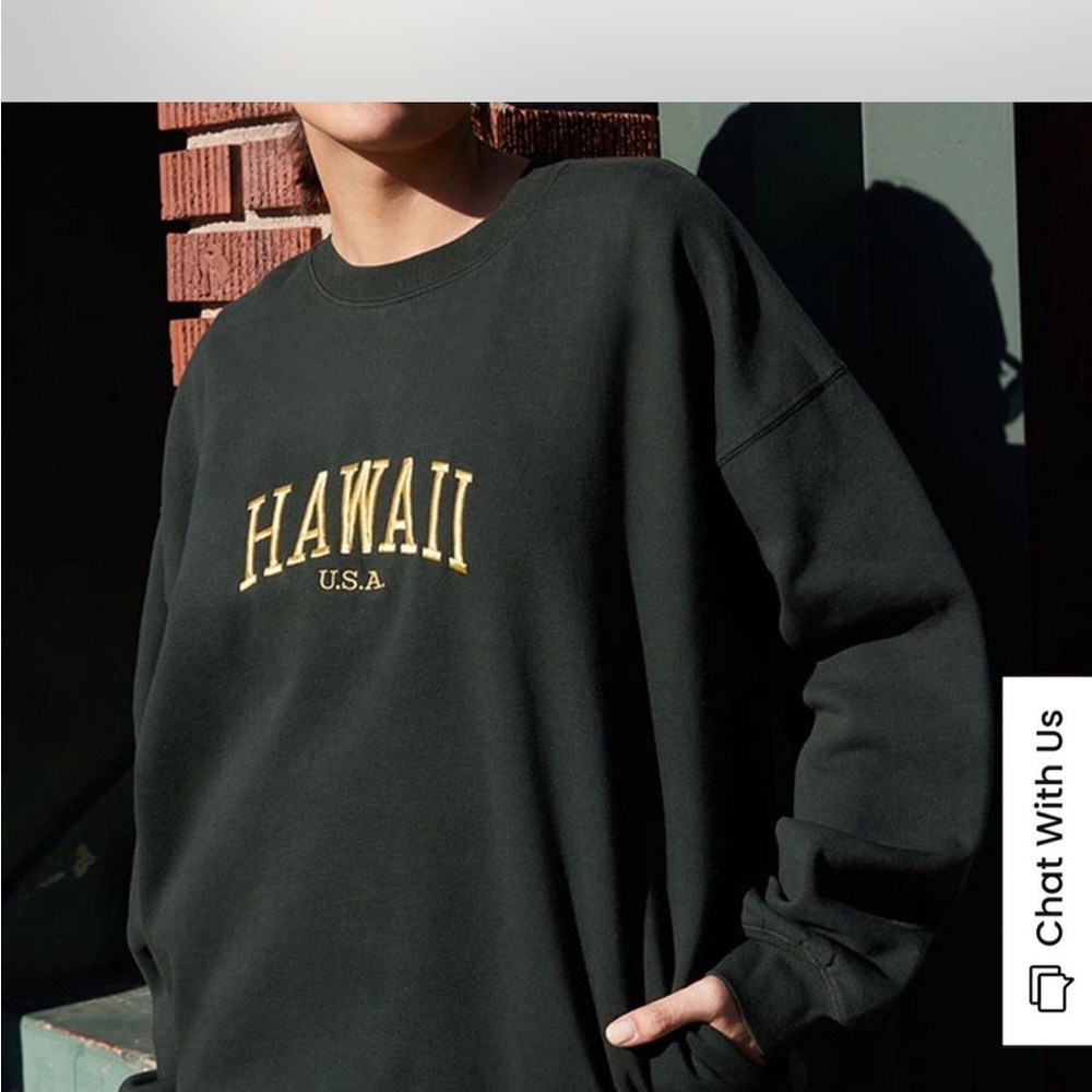 PacSun Forest Green Crew Neck Sweater with Gold Print